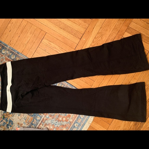 lululemon athletica Pants - Lululemon flare luon pant